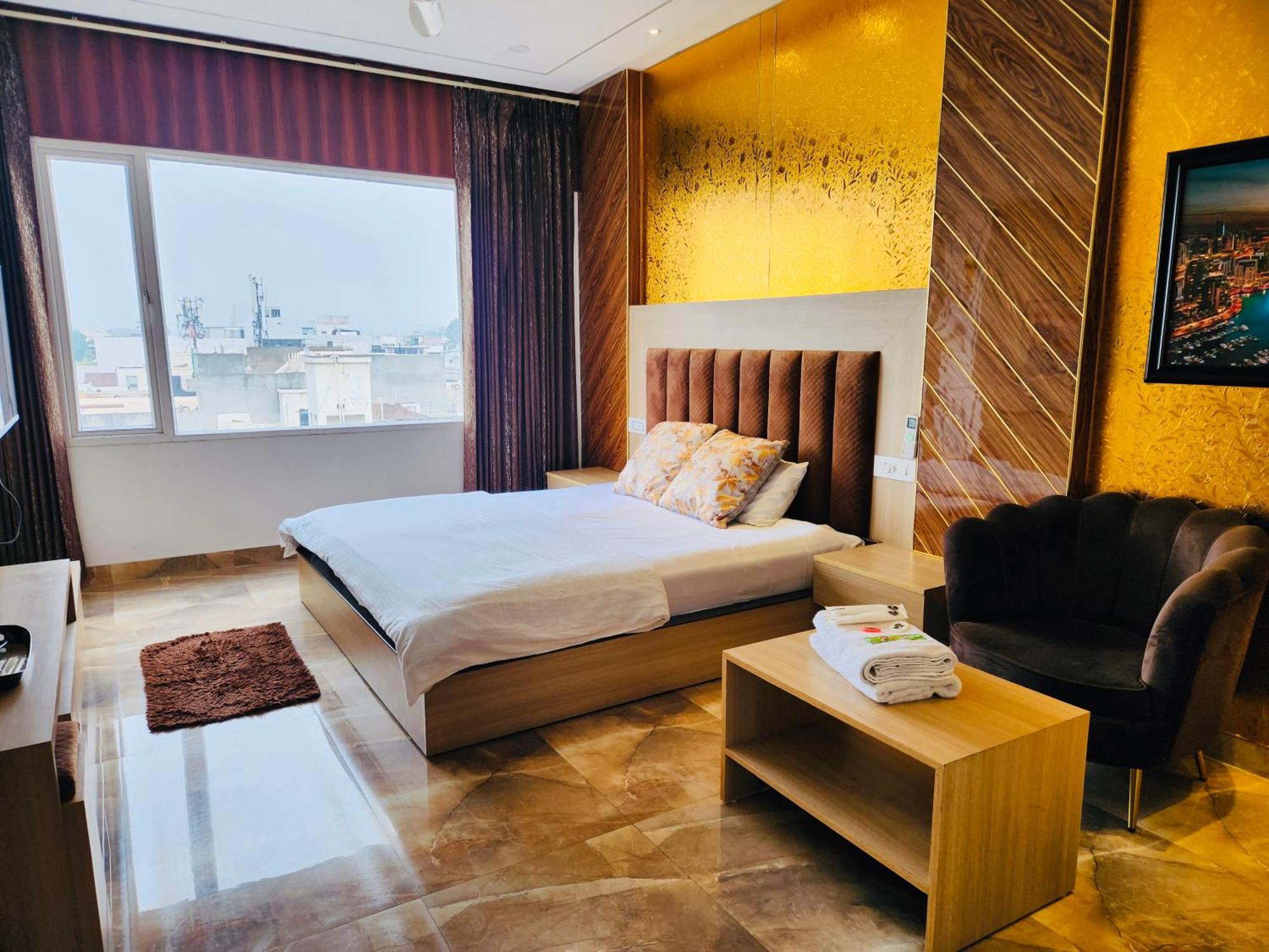 Holidayvilla & Suites Amritsar- Green Avenue מראה חיצוני תמונה
